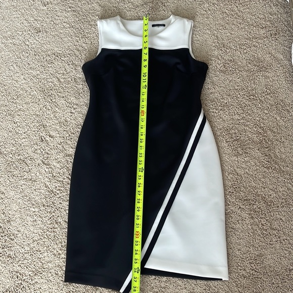 Tommy Hilfiger Scuba Sheath Size 12 - Picture 5 of 7